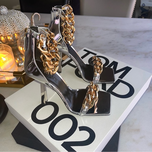 Versace Gold Medusa Chain Leather Sandal in Silver Mixed Metals - Picture 7 of 16